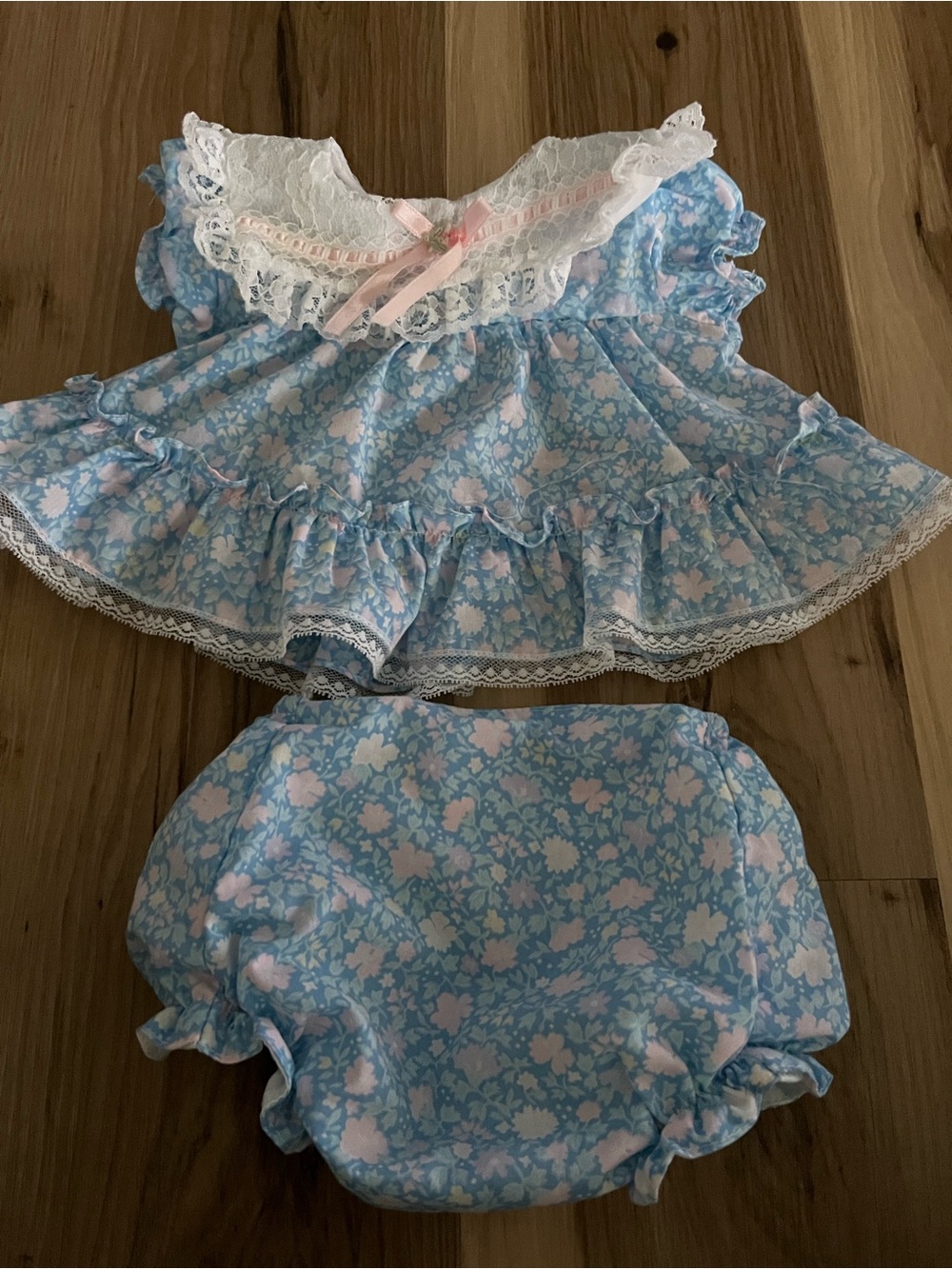 Vintage Cradle Togs Apron Dress With Bloomers  Liner Blue Floral  0-6 Months 80s